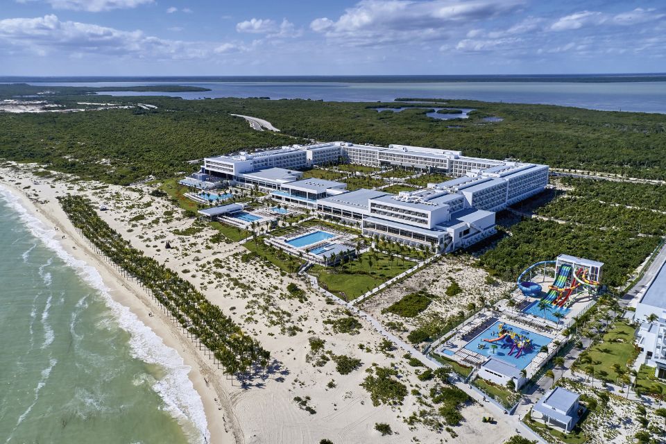 Riu Palace Costa Mujeres – photo 1 of 10